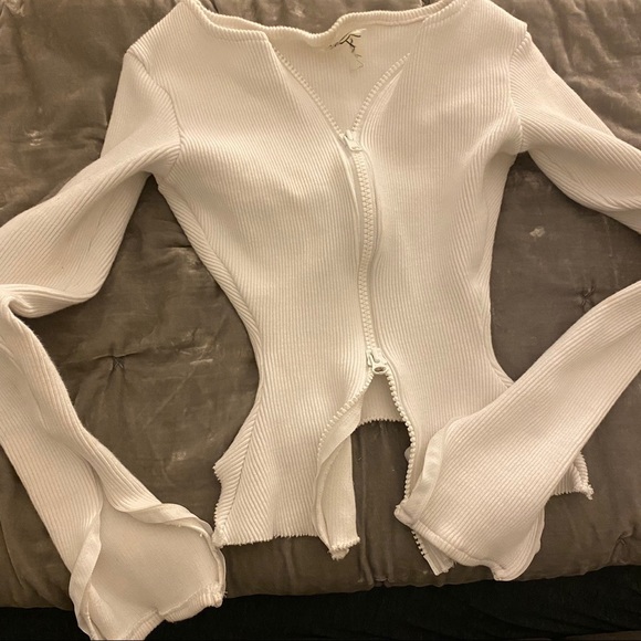 TheKLABEL Rib Knit Coord Set - Picture 2 of 4